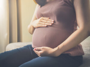 妊婦さんの大きなお腹