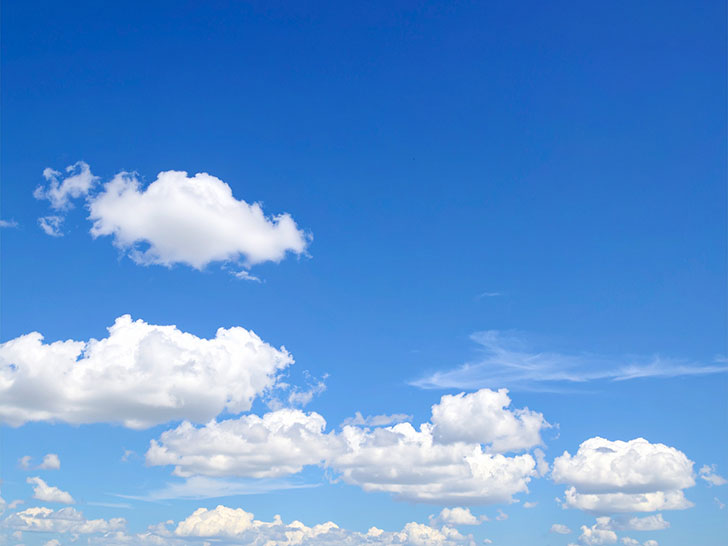 青い空と白い雲