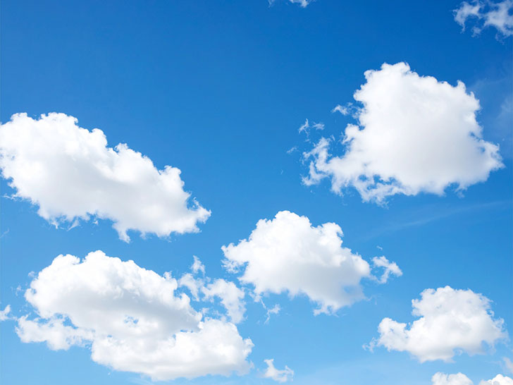 青い空と白い雲