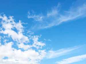 青い空と白い雲