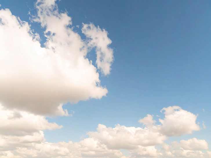 青い空と白い雲