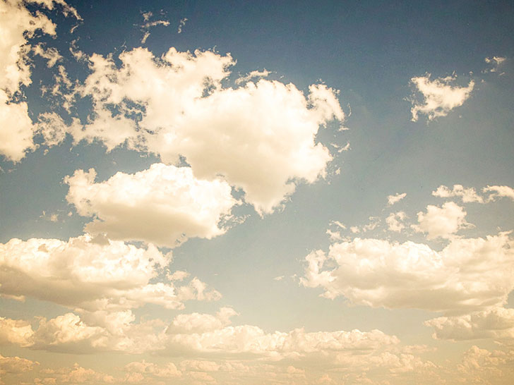 青い空と白い雲