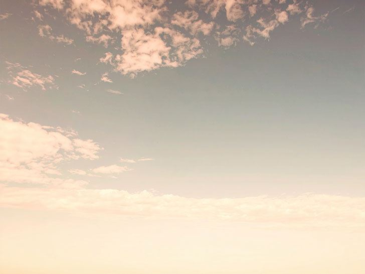 青い空と白い雲