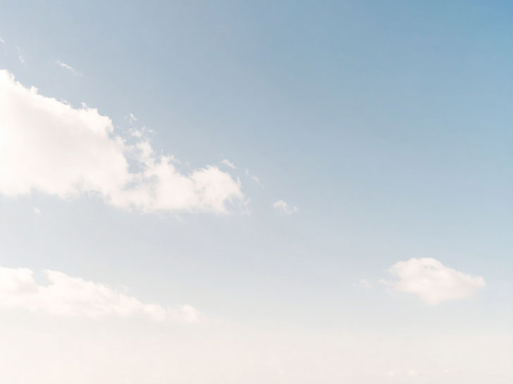 青い空と白い雲