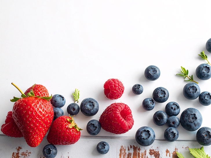 たくさんのフレッシュなベリー