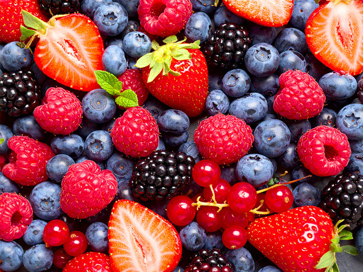 たくさんのフレッシュなベリー