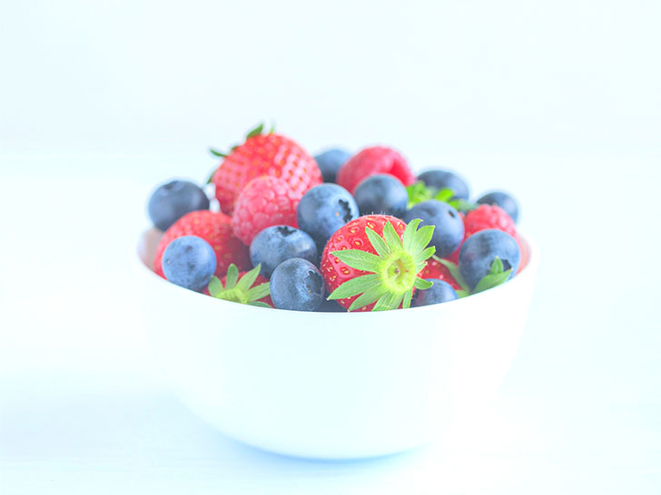 たくさんのフレッシュなベリー