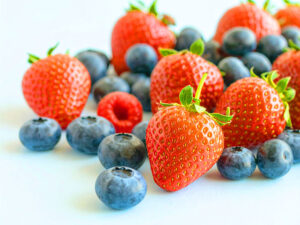 たくさんのフレッシュなベリー