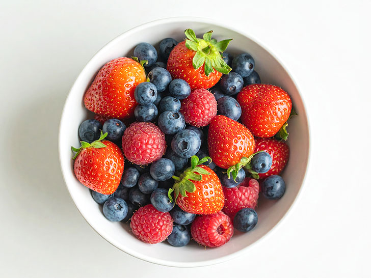 たくさんのフレッシュなベリー